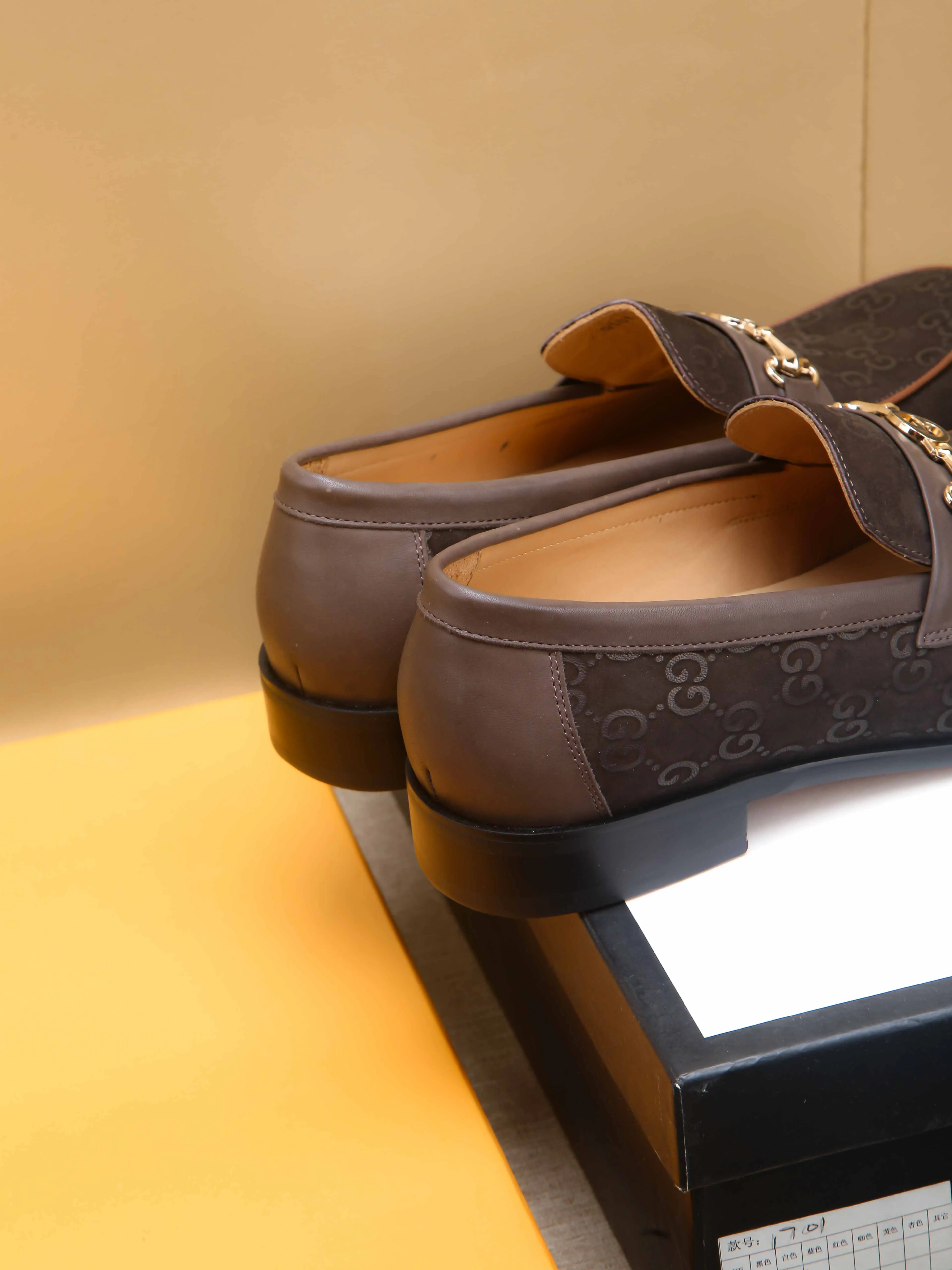 Men's men's shoes 💰460 🆘【GUCCI】Gucci ·🐂里· Hot-selling pea shoes top brand luxury, top quality, the latest fashion pea shoes.. The upper is made of original first-layer cowhide. (Full first-layer water-dyed 🐂 leather·inner). The original stylish and stylish soft rubber wear-resistant and non-slip outsole is light and comfortable on the foot, available in 3 colors! Matching code: 39-44 (customized at 39.45.46)